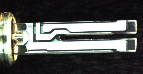 YC32768K.jpg